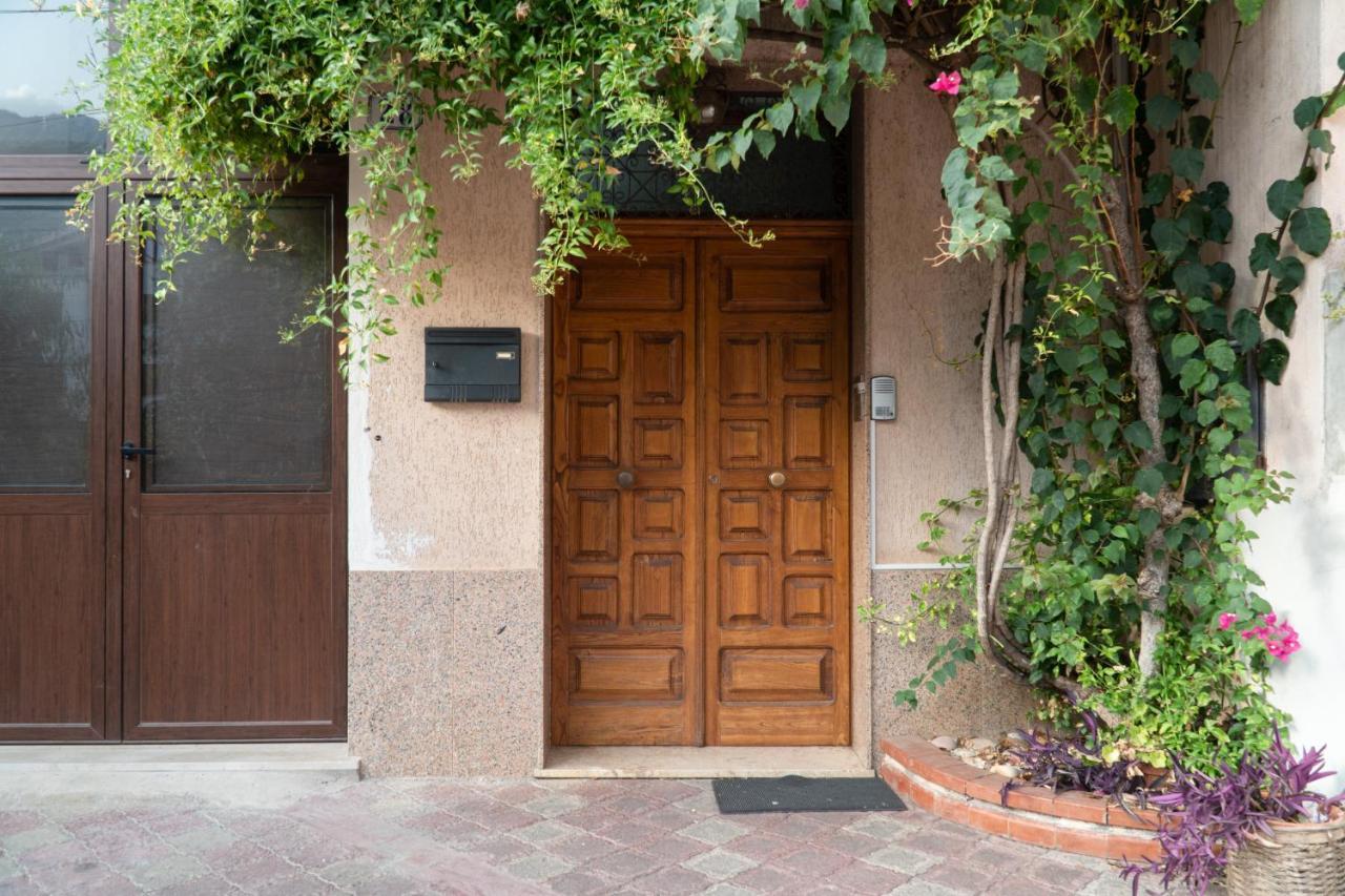 קסטלבונו Bougainvillea Casa Vacanza מראה חיצוני תמונה